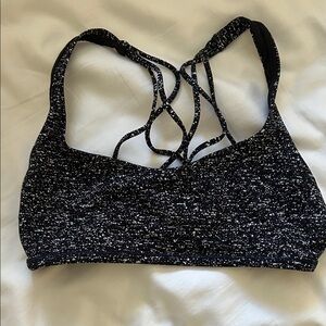 Lululemon Sports Bra Size 4